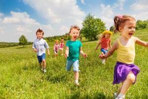 お子様の体力低下、気になりませんか?~いよいよ夏休み!たくさん遊んで、たくさん動いて、いっぱい成長しよう~